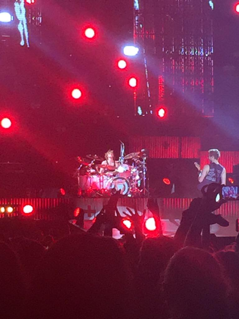 etherealllstars's tweet image. #HERESTOROWYSOMEMORIES