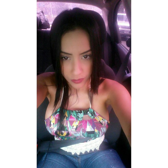 Les deseo buenas noches 👄👄👄 http://t.co/mEulg1uUdn<a href="/tag/yuvipallares"class="tags"><span>#yuvipallares</span></a>