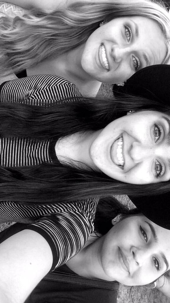 ninaapenzo's tweet image. #HERESTOROWYSOMEMORIES