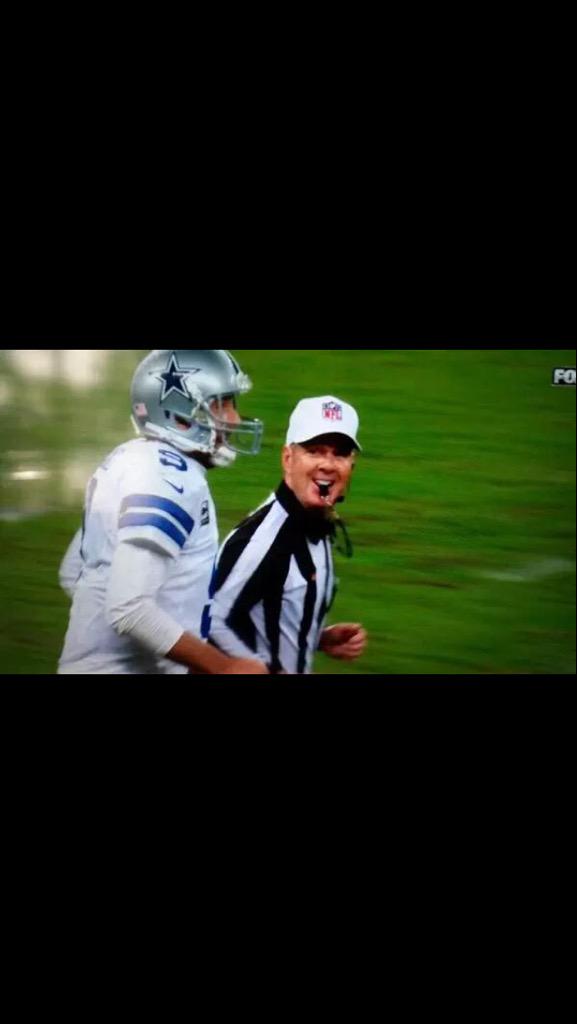 _notnfl's tweet photo. "I did a good job huh Tony?" 🏈 http://t.co/OiPWymSkJB