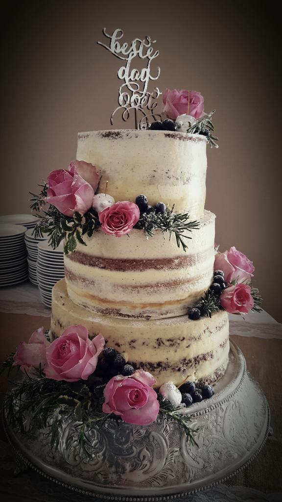 My eerste troukoek na <a href="/koekedoor/">Koekedoor</a>. #bakliefde