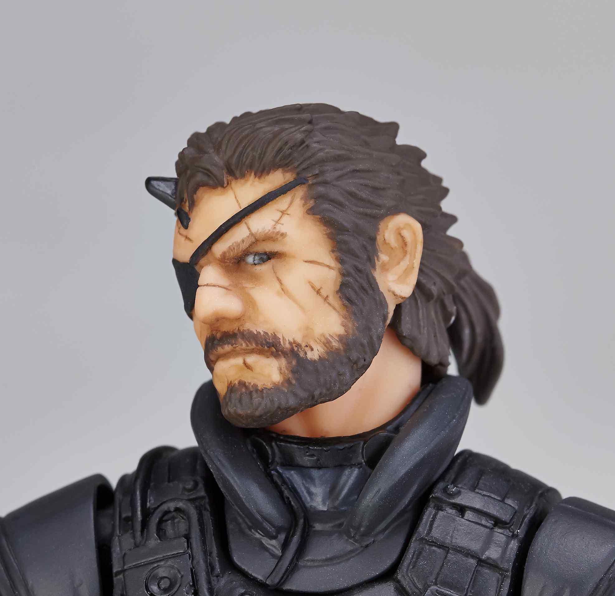 Revoltech venom snake deals