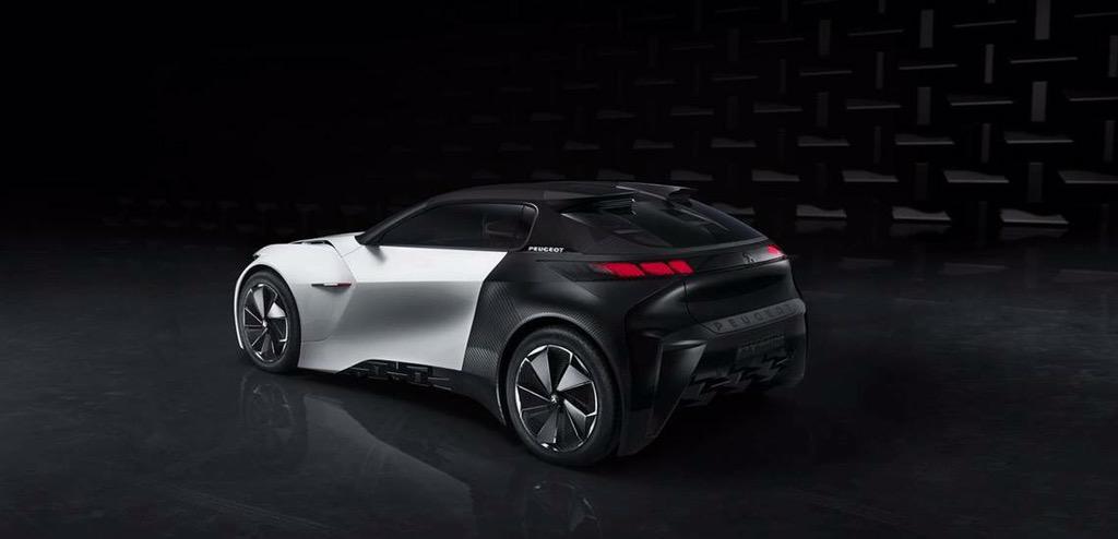 Çok sessiz otomobile özel ses tasarımı; yeni #PeugeotFractal
bit.ly/1J7aG2y