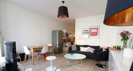 somhomefrance's tweet image. #PARIS: L'essentiel en deux pièces ! goo.gl/VvSmDs #location #appart