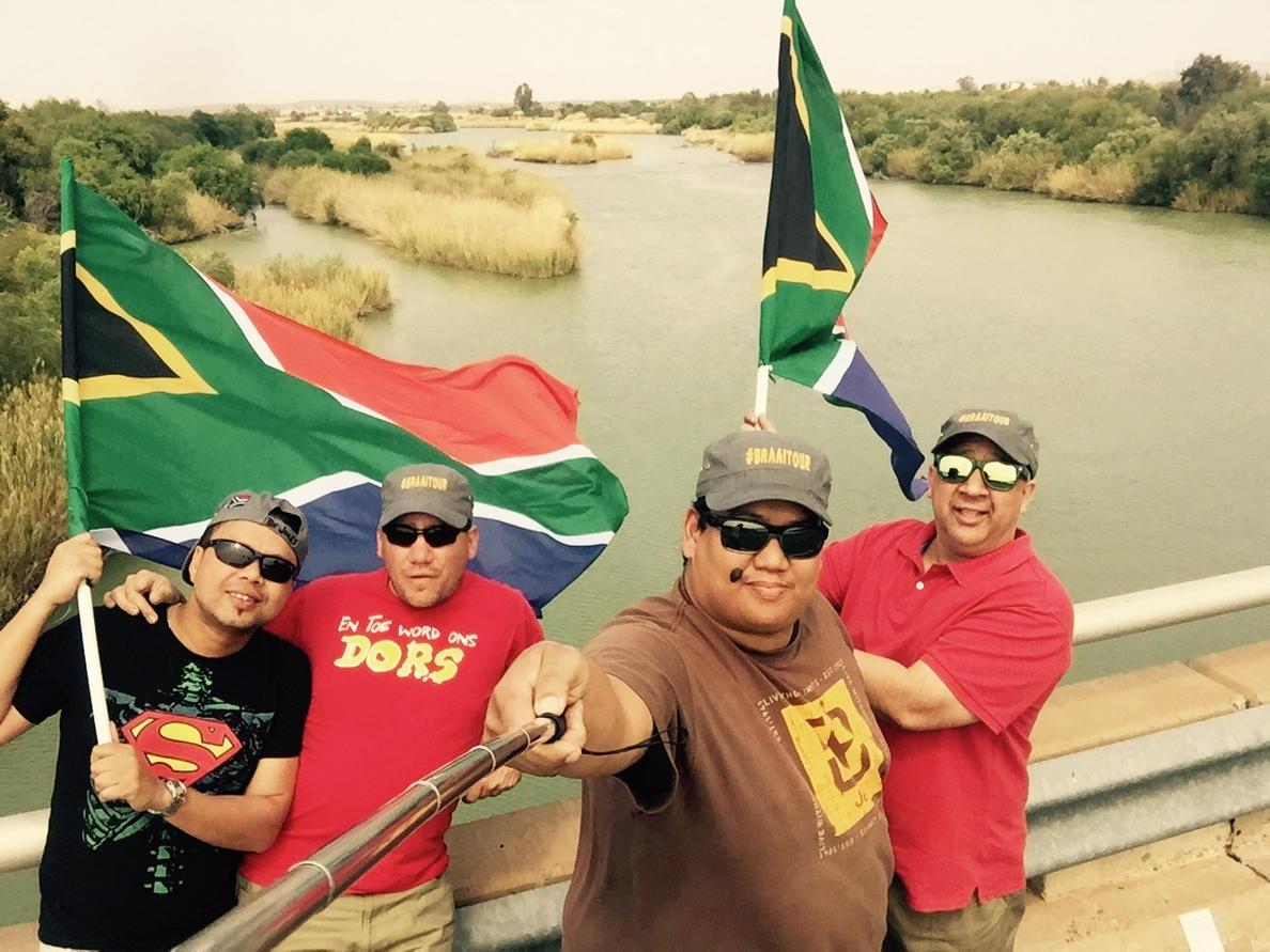 Quick pitstop, Oranjerivier <a href="/braaitour/">braaitour</a> <a href="/janbraai/">Jan Braai</a> #braaitour