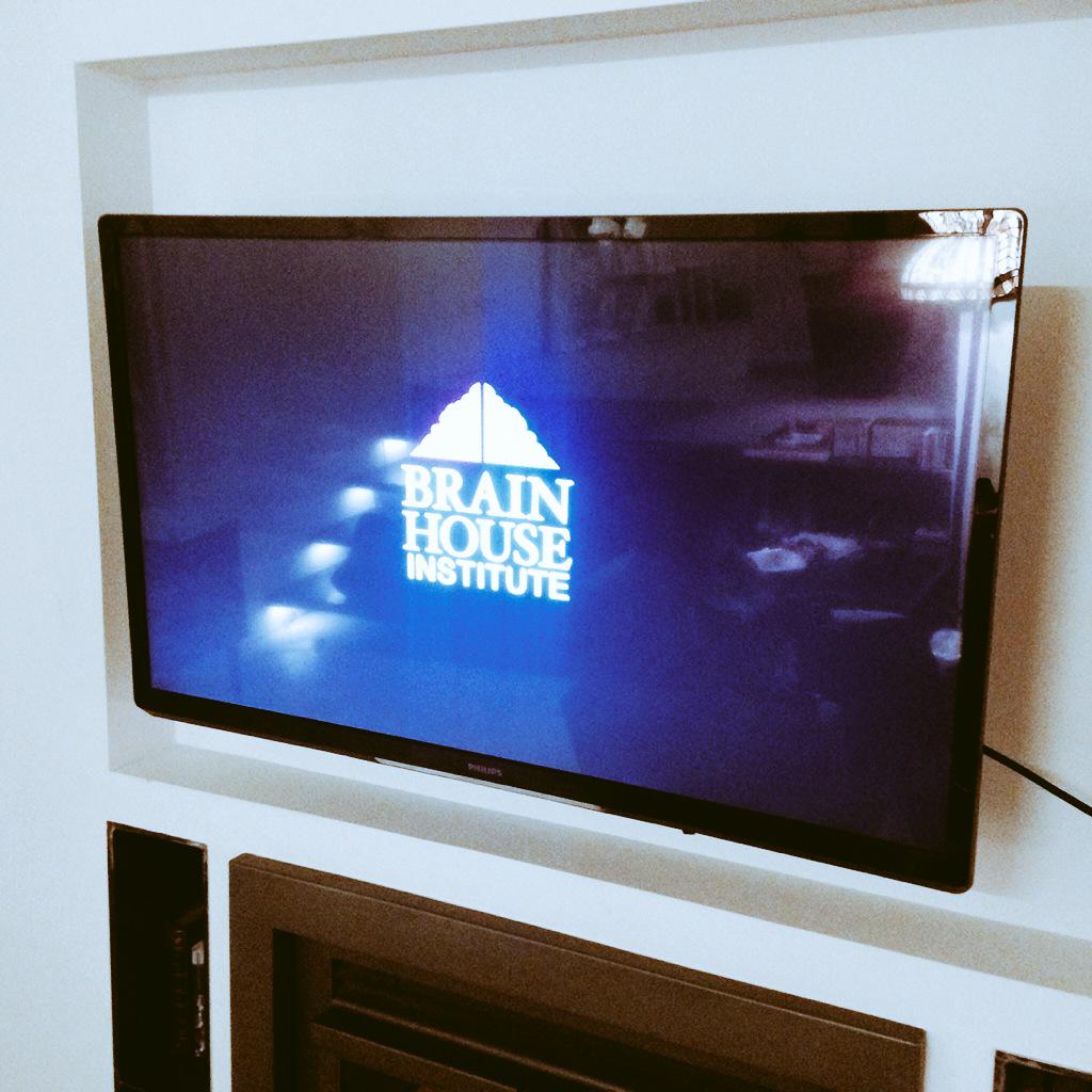 NeuroBrainHouse's tweet photo. Comenzamos la semana con estudios de #neurociencia #Neuromarketing en Finanzas, #television #digital #banca http://t.co/TBgoB9ygaJ
