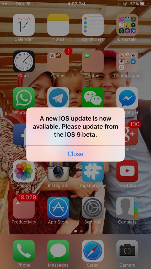IdderesMh's tweet image. When I lock screen and turn on my screen, this notification appear. OMG! #ios9beta #iOS9GM