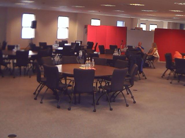ArduinoIoTFJ's tweet image. An #Arduino view of the Fujitsu Lets Get Digital launch event. #fujitsu #yun #camera #iot (09:04:21 14/09/2015)