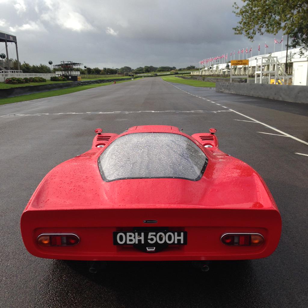 McLarenAuto's tweet image. We're spending a bit more time with Bruce's M6GT at @GoodwoodRRC this morning. #GoodwoodRevival @goodwoodrevival