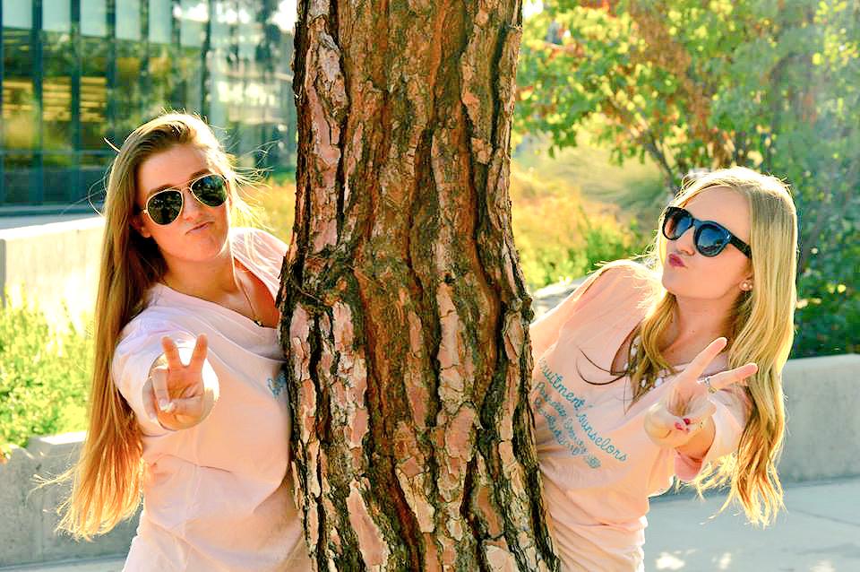 Hailee_FSPHA's tweet photo. I hope my partner in crime @amyymichellee5 had the best birthday EVER! 😎✌🏼 So much love for you girl! http://t.co/5KBPb9bEqj