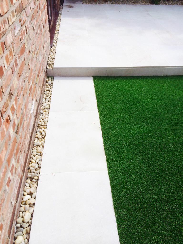 Springfields1's tweet image. @StonemarketUK Avant Garde with artificial grass