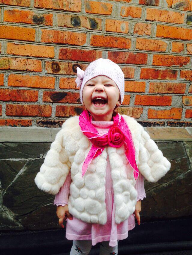 Lubaro161's tweet photo. Когда #дочабогиня не стоит это скрывать! Пусть и у вас будет прекрасное настроение;))) http://t.co/injDaS1ea1