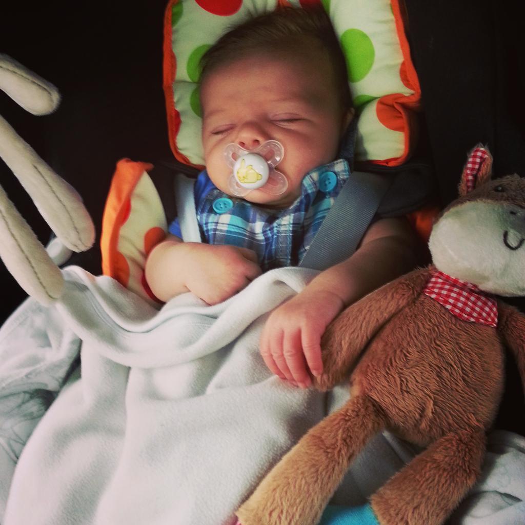 On our back after a long weekend in Newquay :-D feeling Zzzzzzz