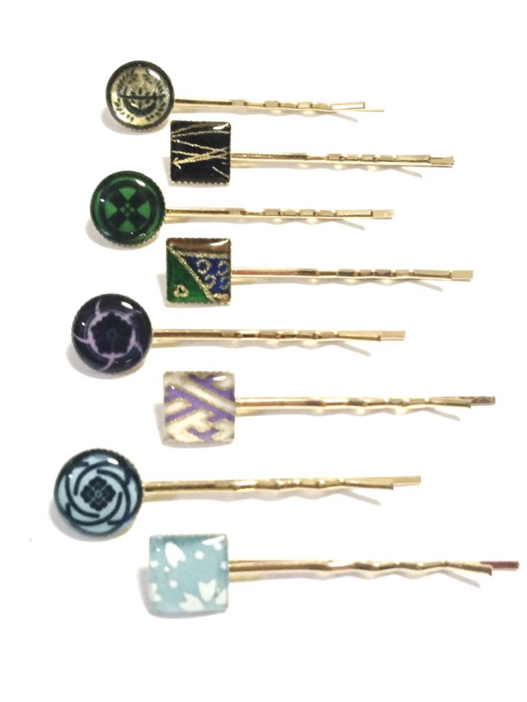 がく 今日作ったヘアピン 上下2本のセットです 上から五虎退 薬研 一期 歌仙 光忠 御手杵 長谷部 安定 9 27の百刀で頒布予定です 各1 2点持っていきます とうらぶ手芸部 Http T Co Svwebukyvn