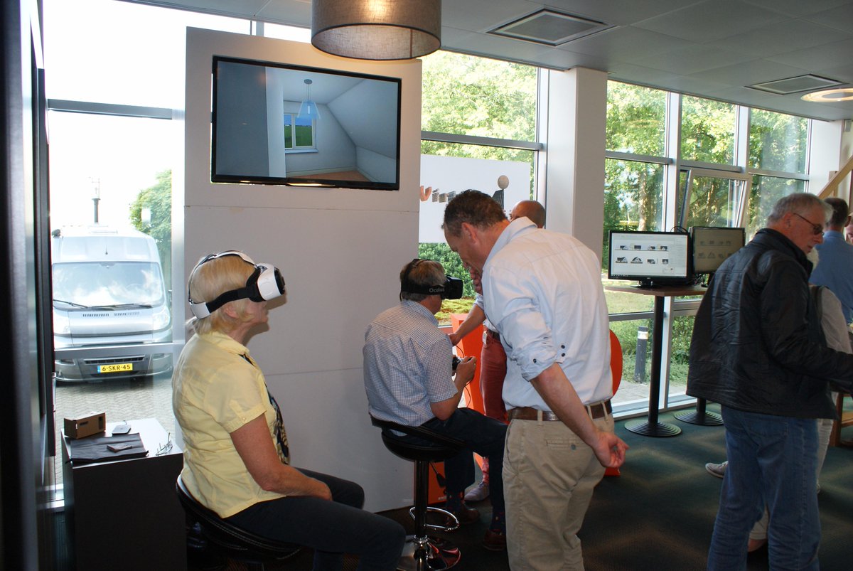#Oculus Afgelopen dond. bij @dwdd, tijdens de #OpenDagen konden onze bezoekers rondlopen in een virtueel SelektHuis.