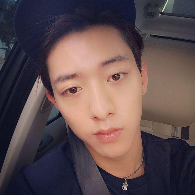 Happy birthday to Lee Jung Shin, Vitamin of CNBLUE and BOICE! Do whatever you think is the best for yourself 