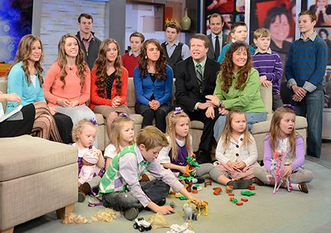 Michelle Duggar s Children, Husband Gather Together to Wish Her a Happy 49th Birthday: Watch the Videos! http://ift 