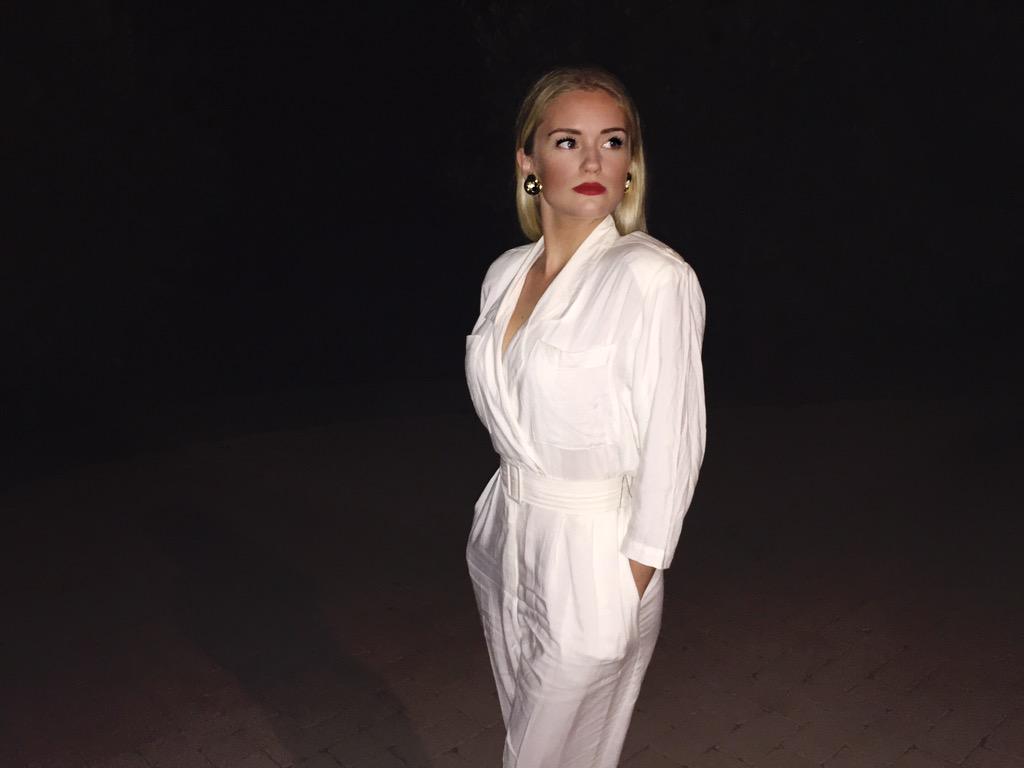 AgnesonAlicia's tweet photo. 80s 
http://t.co/DvYxiDtOsE
#80s #fashion #Italy #Italia #bblogger #fbloggers #travel #swedish #beauty #lbloggers http://t.co/xk9Bde3ilz