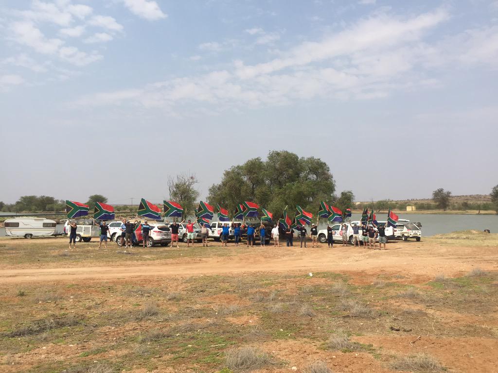We just found another group making a Braai next to the road waving their flags! #BraaiTour