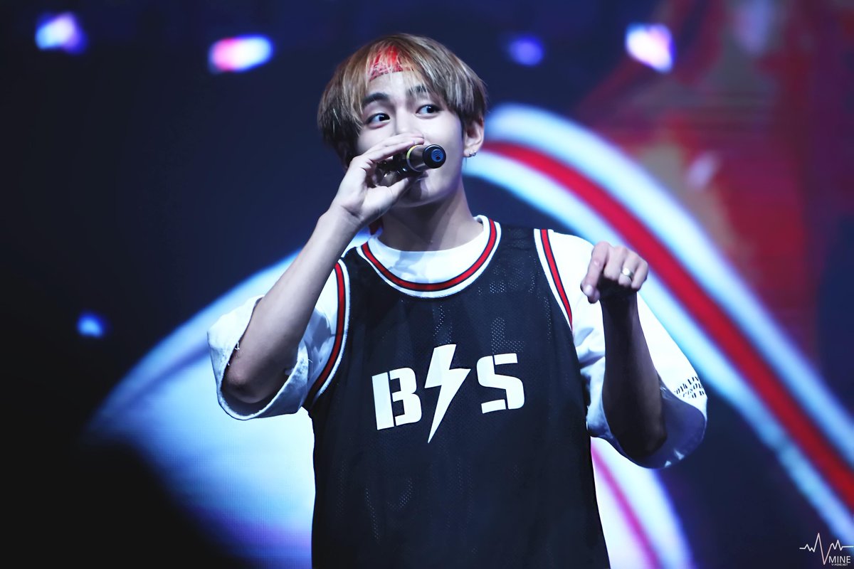 150911 Jakarta fanmeeting - V #방탄소년단 #태형 #뷔 <a href="/BTS_twt/">방탄소년단</a>