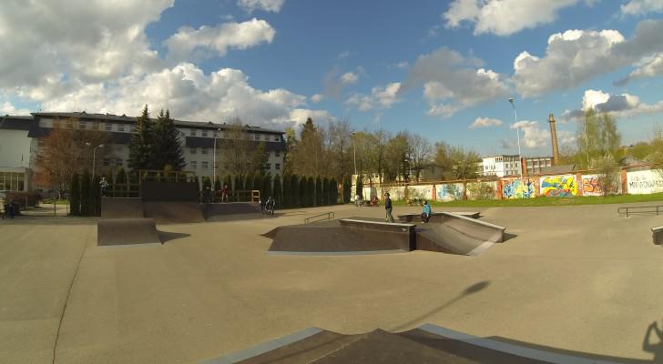 Dobelē nedēļas nogalē norisināsies "Dobeles novada skeitborda kauss 2015" regionos.lv/dobele/sports/…