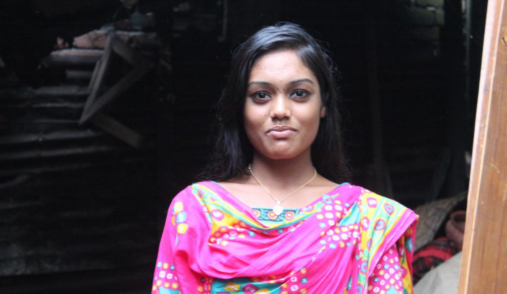 Fash_Rev's tweet image. "A month ago I lost my job because I opened my mouth too wide" Arifa's story fashionrevolution.org/this-is-my-pro… #whomademyclothes