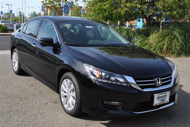 AllGirlTips's tweet image. list of the best semi-new/cheap cars for teens to drive! 🚘 I wouldn't mind driving #2!! 😏😍🚘 teenlife.co/carsteen