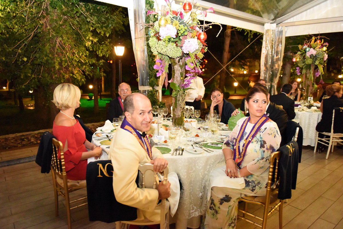 #GastronomiKulübü #ChainedesRotisseurs için #NGSapanca’da Michelin yıldızlı Türk Şef #AliGüngörmüş menüsünü sundu.