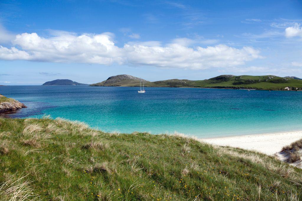 ScotlandNow's tweet photo. Take a tour of Scotland's beautiful islands http://t.co/kWyg0wg4Yq http://t.co/gY0807gm4F