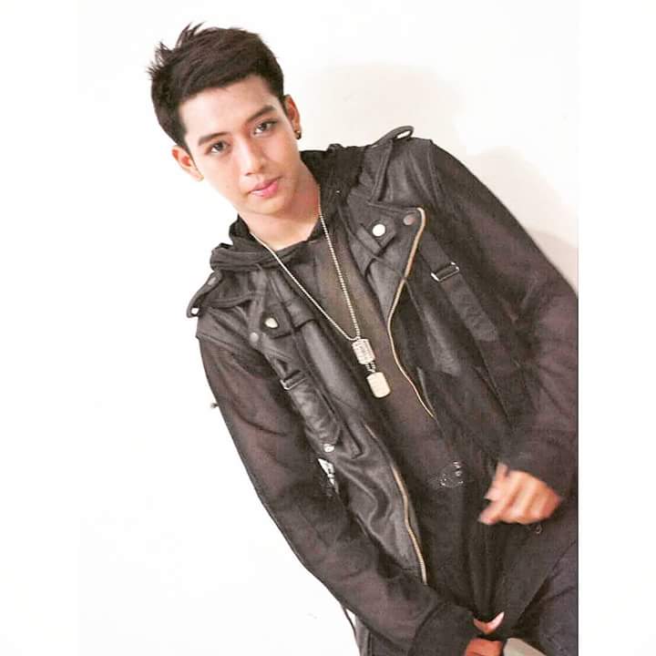 [ P I C T U R E ] @RihanFathirizza <a href="/X_VANGERZ/">[X]-VANGERZ</a> As J-HOPE