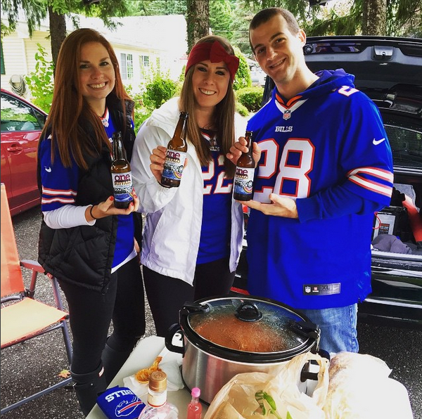 stbcbeer's tweet photo. Thx to the #STBC fans who chose our #onebuffalobeer to celebrate Sunday's @buffalobills W: http://t.co/dnJ6kyZIhg http://t.co/CFgQp9jSYu
