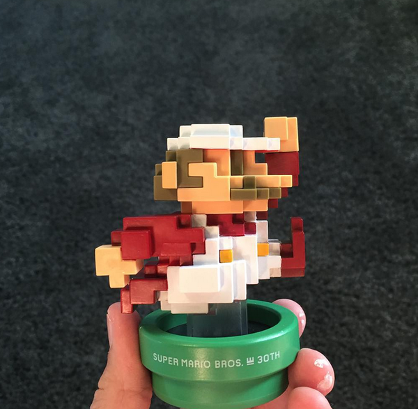 GoNintendoTweet on Twitter: Custom Super Mario 30th amiibo http://t.co/s8oIoTcmyZ http://t.co/4CwKEU7RMa" / Twitter