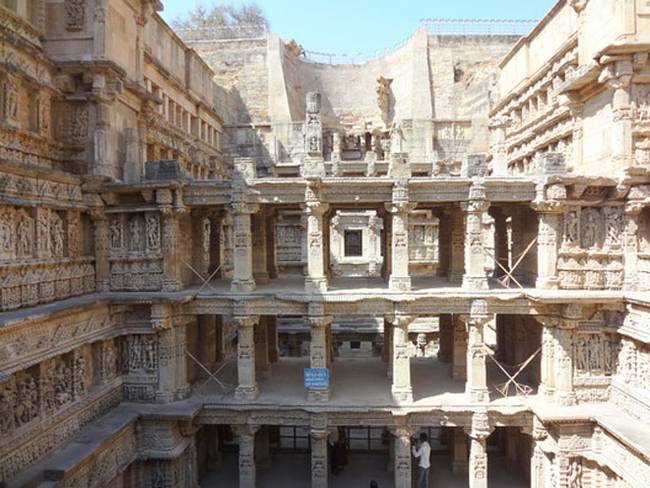 Read: Incredible methods of water #conservation in India bit.ly/1ia4PnF Photo Credit: Victoria Lautman