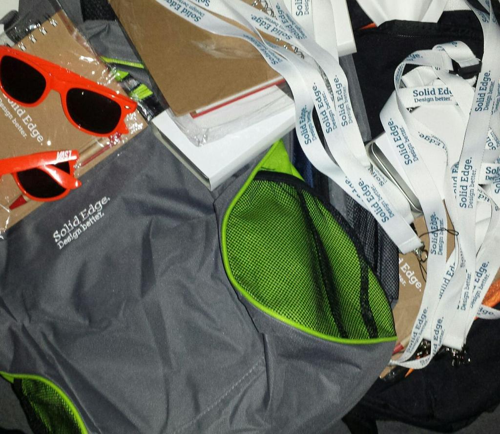 Thanks for the #Vast amount of presents! <a href="/Siemens/">Siemens</a> <a href="/SiemensPLM/">Siemens Software (Old)</a> @SiemensPLMAsean #F1inSchoolsWF