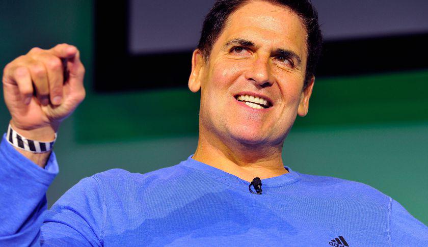 FortuneMagazine's tweet image. Billionaire Mark Cuban: &apos;I can beat both Trump and Hillary&apos; for.tn/1OqugxT