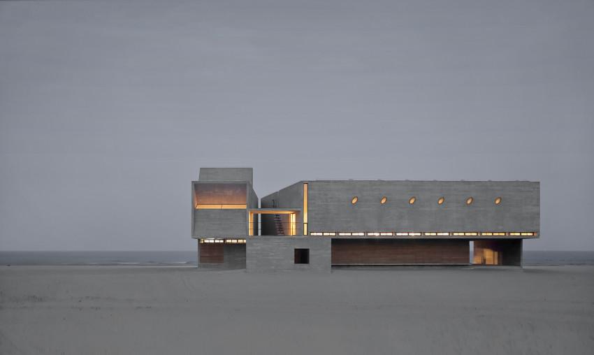 architectmag's tweet photo. Seashore Library in the Beidaihe New District, China, by Vector Architects. http://t.co/yIC7tZu6kq http://t.co/xBZxpzWOqY
