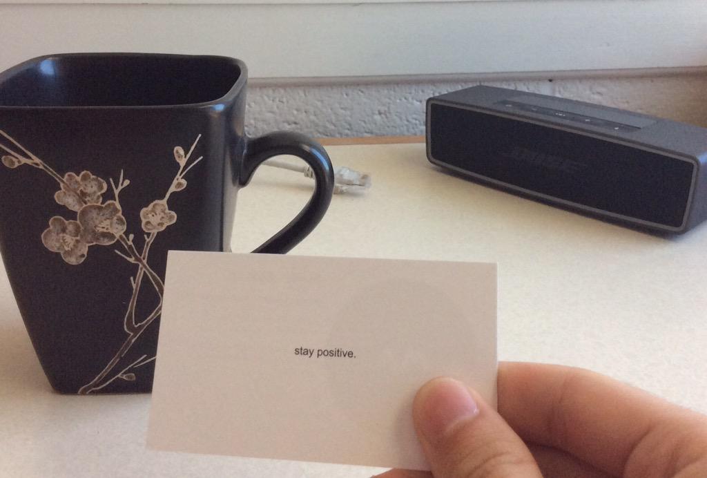 starcat_cc's tweet photo. Exchanging business cards with random people. Enjoying the back of Mark's card 👌 #networking http://t.co/xz24fSV49H