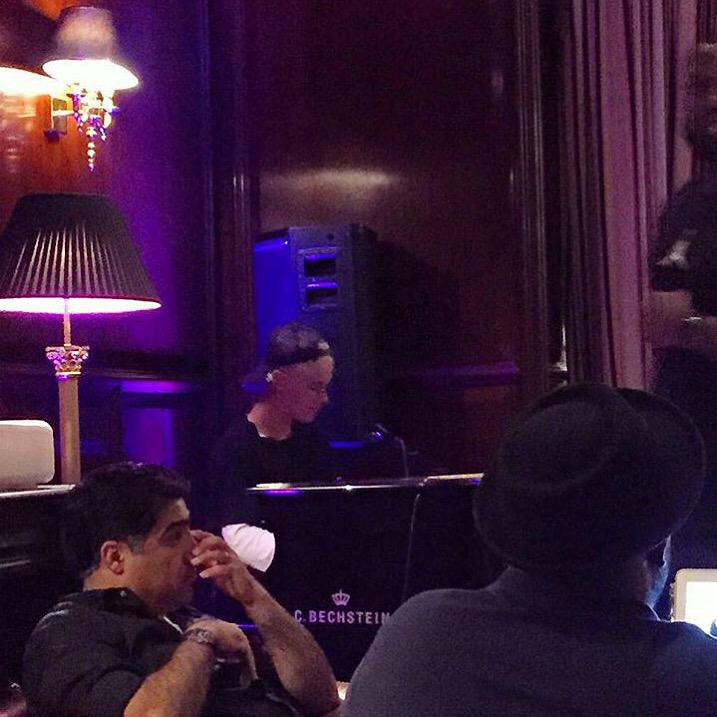 fellnerrobert's tweet photo. private concert @RitzCarlton http://t.co/TcjX0u1c82