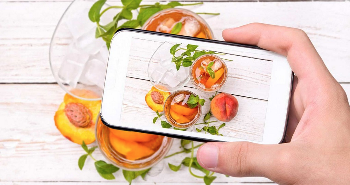 chilledmagazine's tweet photo. 5 cocktail apps that will really shake things up at home >> http://t.co/CrjoTklvQZ http://t.co/mky3Kuid4a