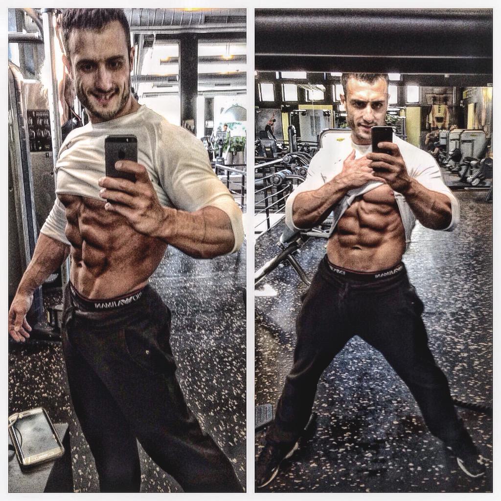 SlyGora's tweet photo. #abs #monday #fitness #MensPhysique #npc #physiquecompetitor #shredz #BeastMode http://t.co/TrwndOEFzv