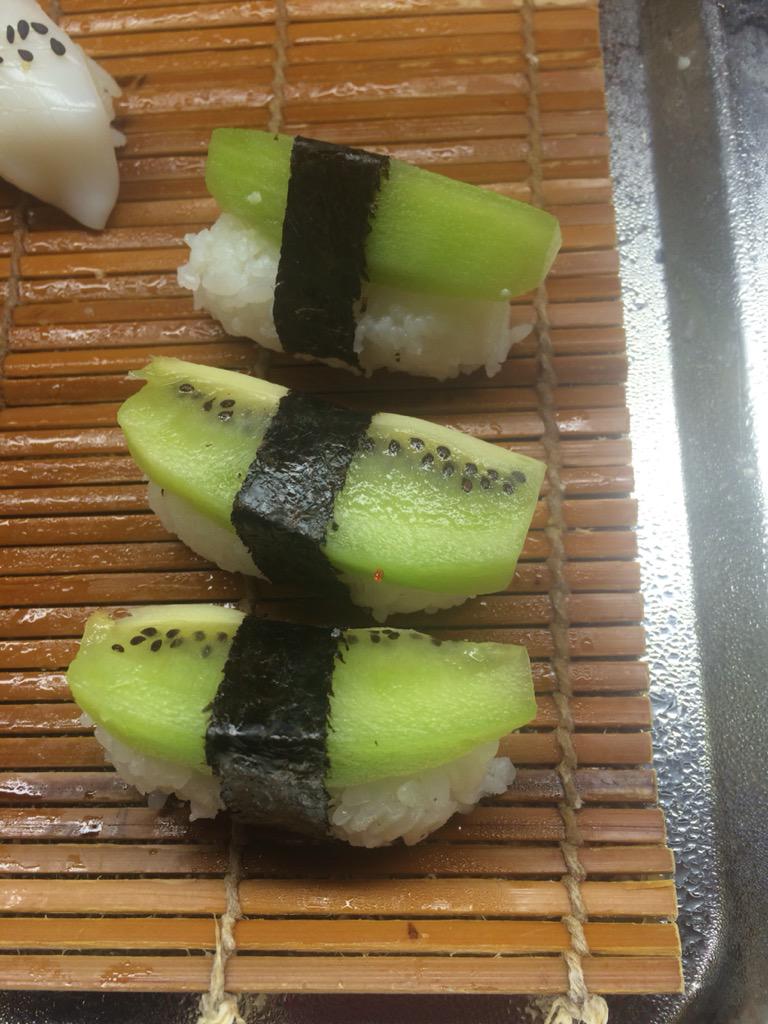 RileyThree's tweet image. Seriously? What are thooooooose? #swedishsushi #missingLA