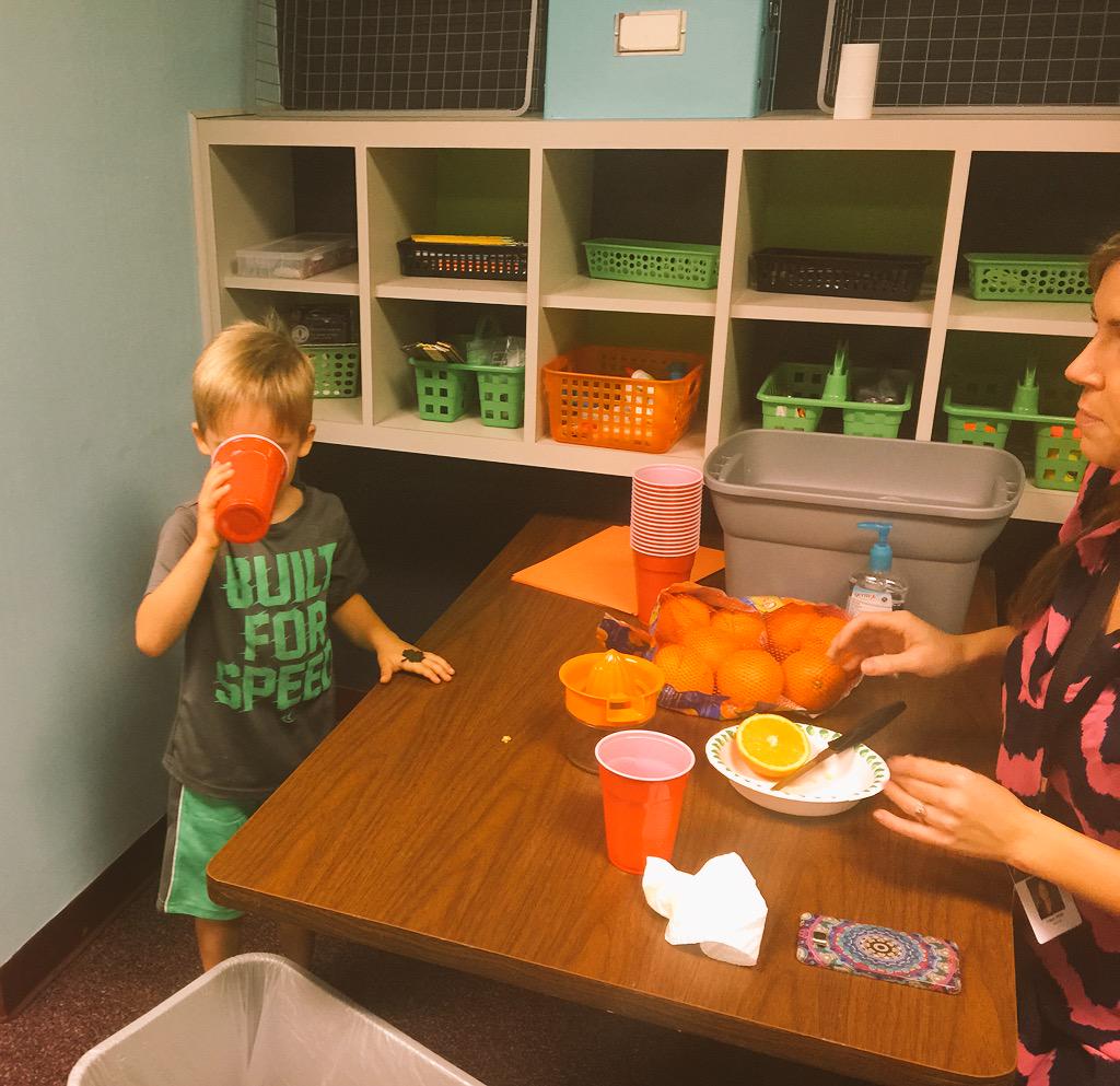 Making our own orange juice in the #WCEMakerSpace #WCEloveslearning!#azLEARNS #WCEkindergarten