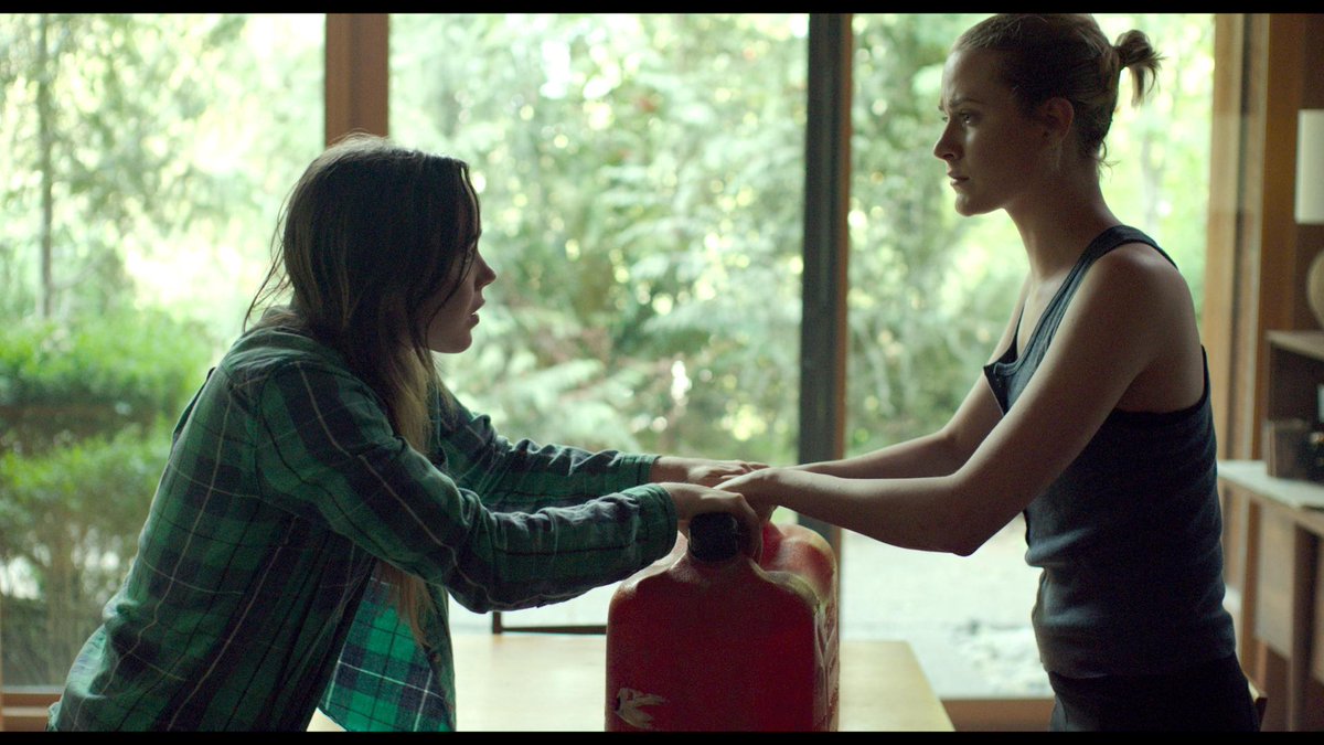 TheCdnAcademy's tweet photo. Don't miss the last #TIFF15 @ForestInto screening by @patriciarozema ft @EllenPage &amp; @evanrachelwood at 2:15 PM http://t.co/ayRoiav1fb