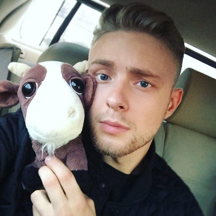 Борода егора крида. Какого цвета глаза у крида. Глаза егора крида. Крид 2020. Какого цвета глаза у крида.