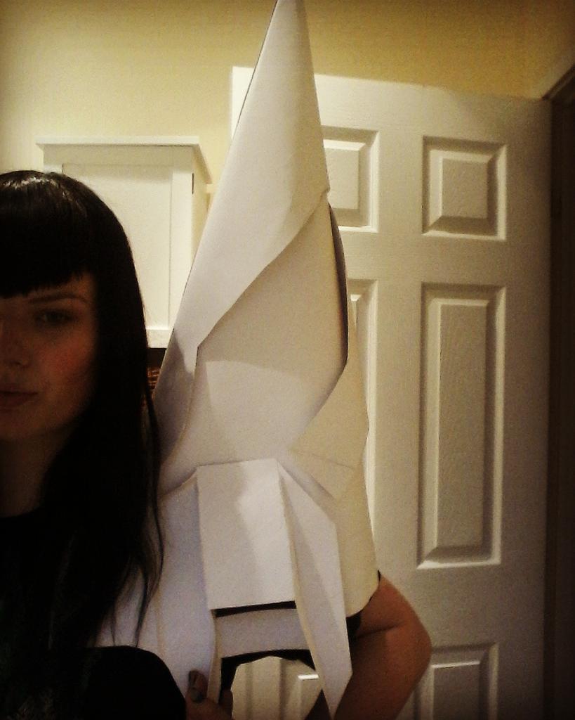 Cat_the_vamp's tweet photo. Satsuki kiryuin progress! #Cosplay #killlakill #satsukikiryuin #ComicCon #newcastlefilmandcomiccon http://t.co/CGT5LqUIvp