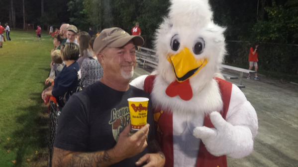 BojanglesFV's tweet photo. One of our local favorites Frank Thompson enjoying a Bojangles' #LegendaryIcedTea at the Fuqua football game. http://t.co/u9Jyi0P5kJ