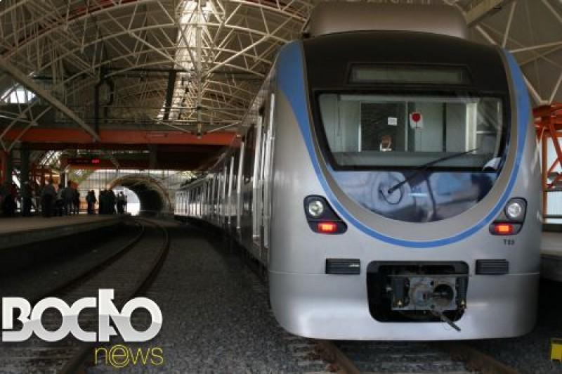 bnews_oficial's tweet photo. Vitória na Arena: metrô vai funcionar para atender aos rubro negros nesta terça http://t.co/nXpKdQ5K4v http://t.co/YdetA2PZyP