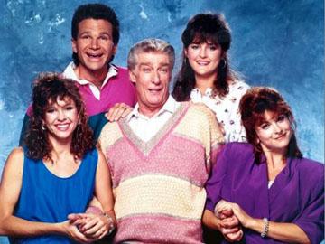 9/11: Happy 53rd Birthday 2 actress/singer Kristy McNichol! Fave 4 Family+Empty Nest!  