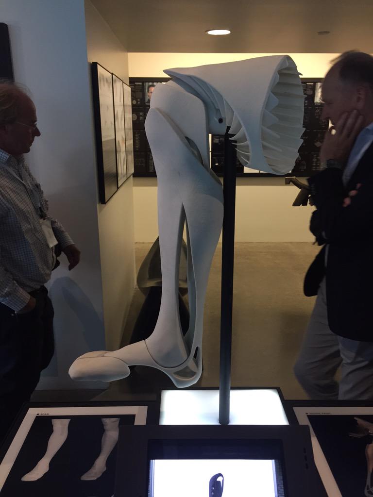 StevenVBe's tweet photo. 3D printed leg #autodesk #mayalabs http://t.co/UsjReDV1pc