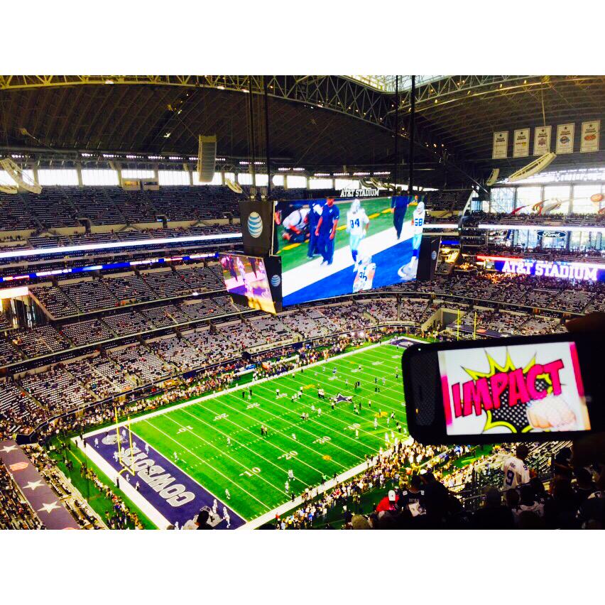 impact1516_'s tweet photo. Impact estuvo presente ayer en el juego de Dallas cowboys vs New York giants 👊🏻🏈💥😎 #ActAndImpact http://t.co/1NYuyARAsh